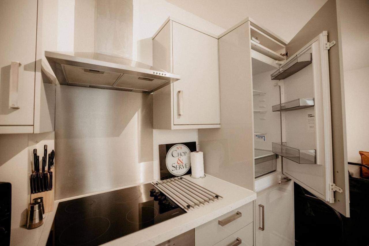 Elthorne Luxury Apartments - Ъксбридж Екстериор снимка